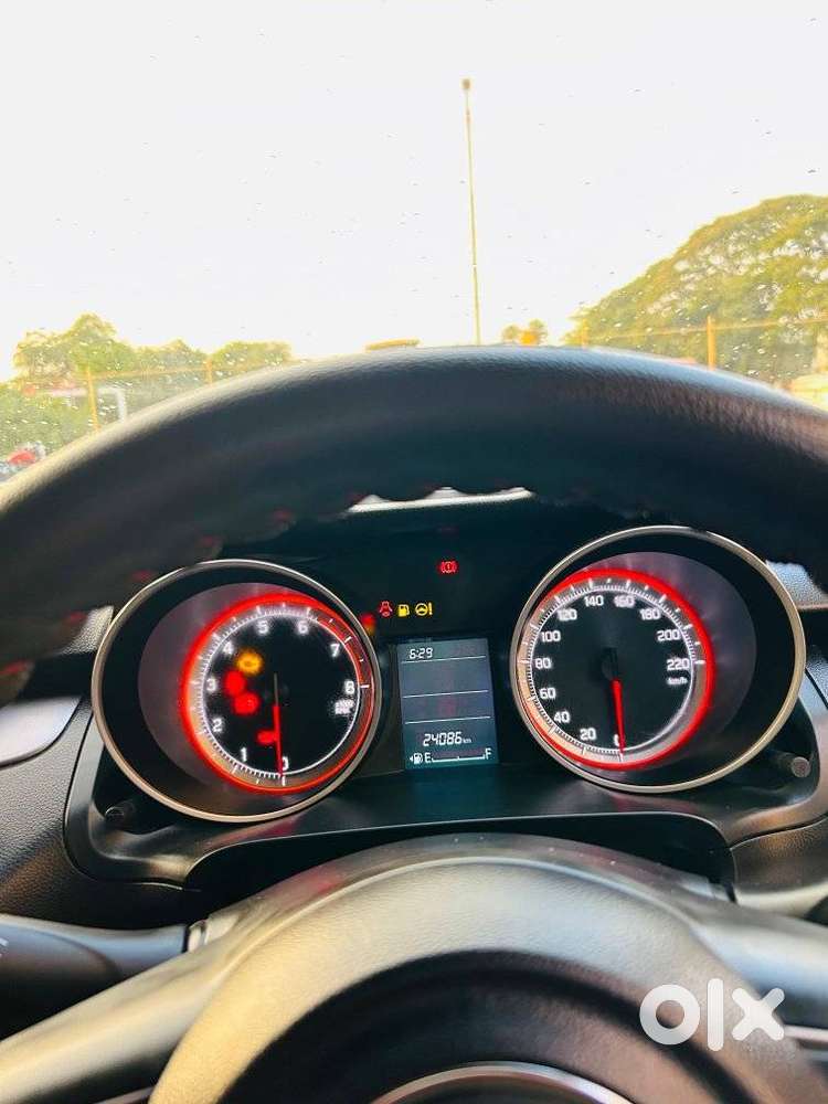 Maruti Suzuki Swift 1.2 Vxi (o), 2024, Petrol