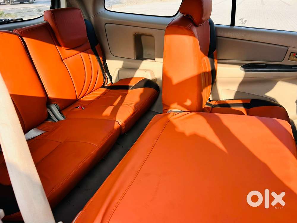 Toyota Innova 2.5 G (diesel) 8 Seater, 2012, Diesel