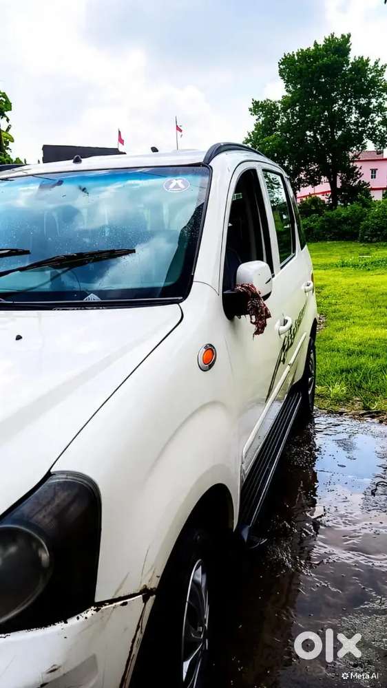 Mahindra Quanto 1.5 C2 2012