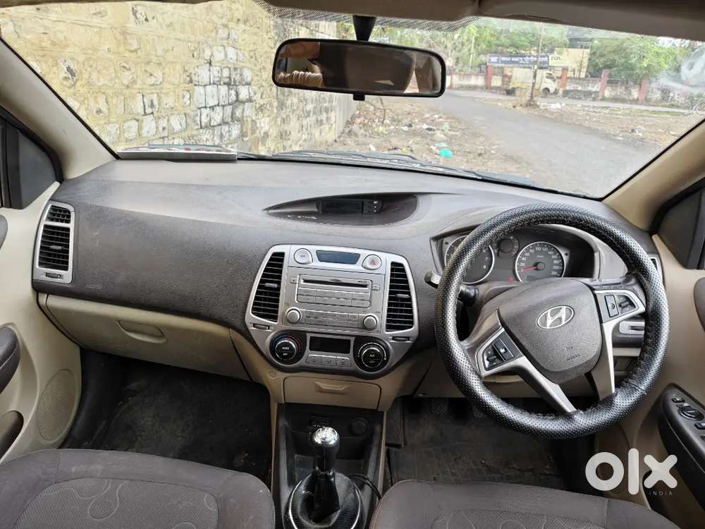 Hyundai I20 2010 Cng & Petrol 90394 Km