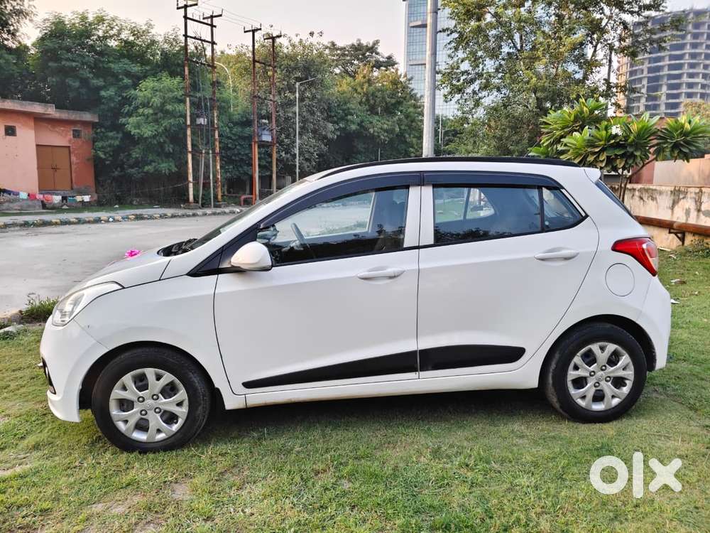 Hyundai Grand I10 2013-2016 Sportz, 2015, Petrol