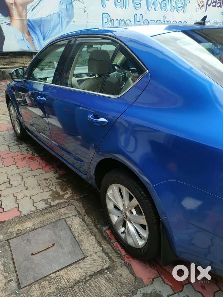 Skoda Octavia 2.0 Style Tsi At, 2017, Petrol