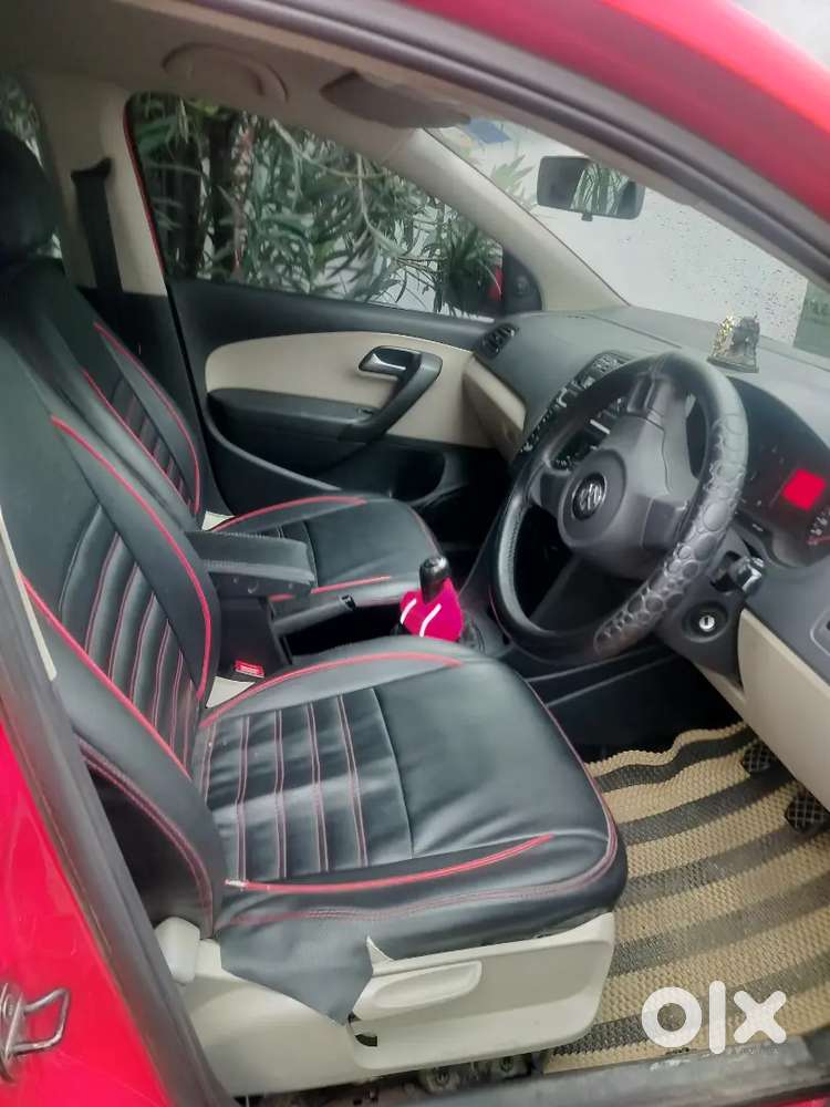 Volkswagen Polo Petrol 2011
