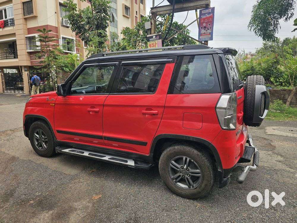 Mahindra Tuv 300 T10, 2020, Diesel
