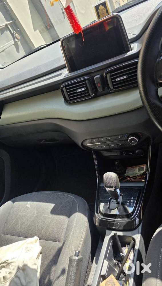 Tata Punch Creative Amt, 2025, Petrol