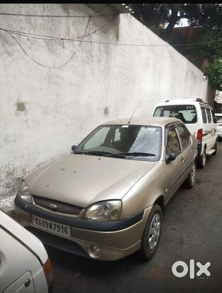 Ford Ikon 2006 Petrol
