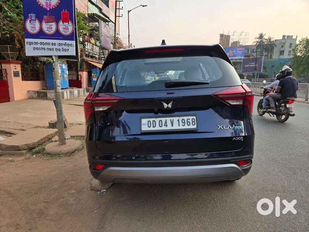 Mahindra Xuv700 2024 Diesel Well Maintained
