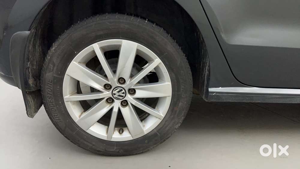 Volkswagen Polo 2009-2013 Petrol Highline 1.2l, 2017, Petrol
