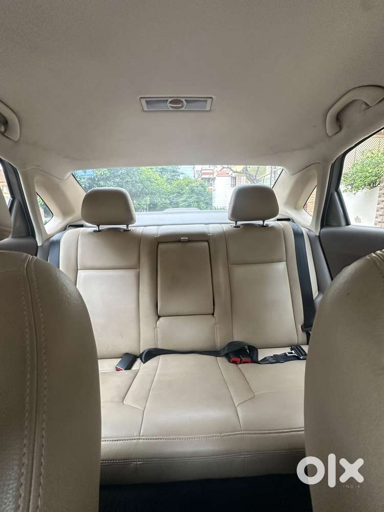 Skoda Rapid 1.6 Tdi Ambition Plus, 2012, Petrol