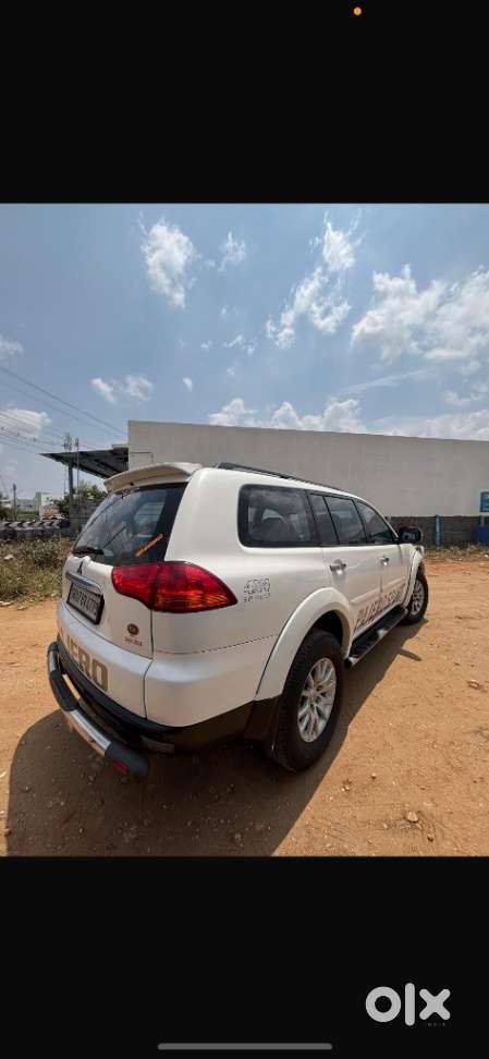 Mitsubishi Pajero Sport 2.5 Manual, 2013, Diesel