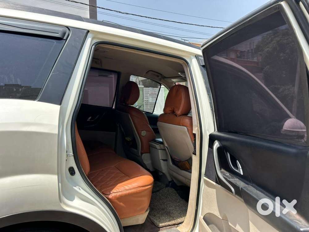 Mahindra Xuv500 2017 Diesel 93000 Km Driven