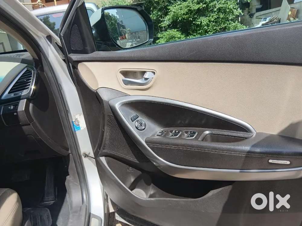 Hyundai Santafe 7 Seater Automatic Transmission