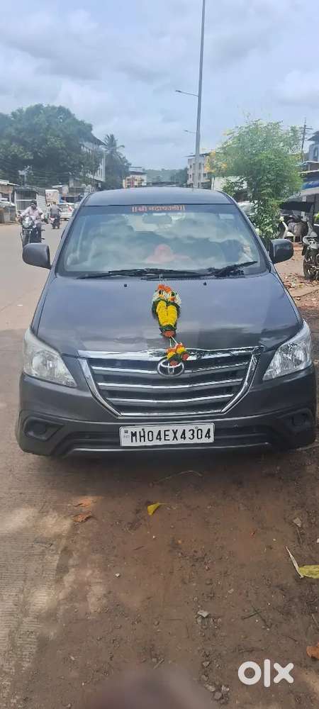 Toyota Innova 2011 Diesel Car