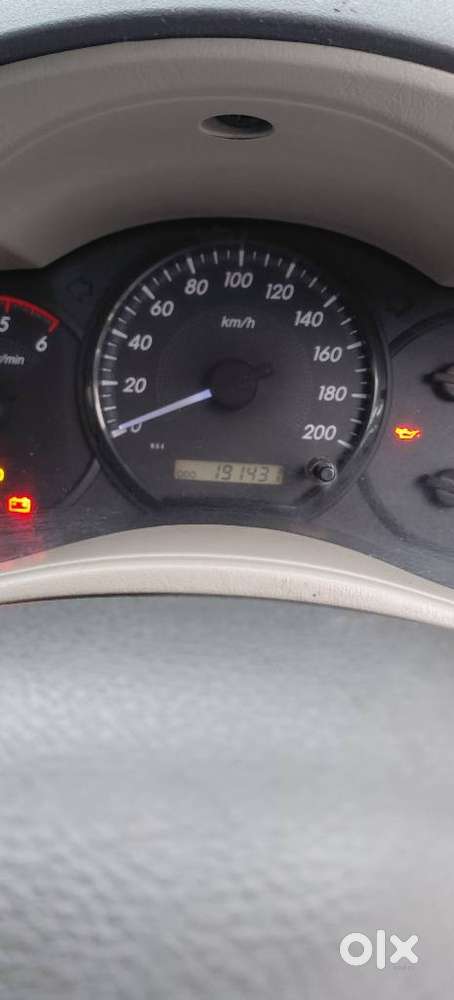 Toyota Innova, 2012