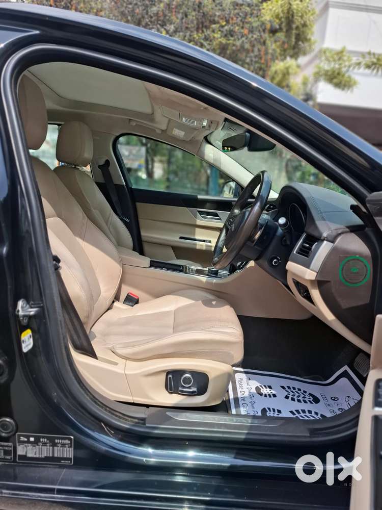 Jaguar Xf 2.0 Petrol Prestige, 2020, Petrol