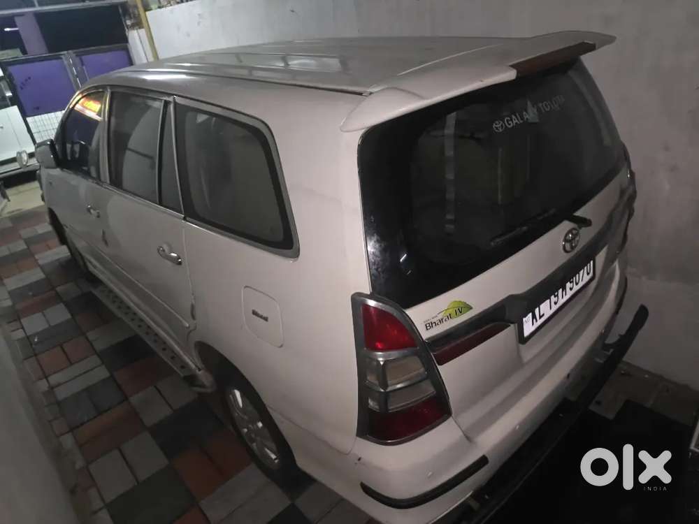 Toyota Innova Gx 7 Seater 2012