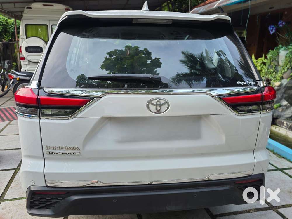 Toyota Innova Hycross 2.0 G-slf 8 Str, 2024, Petrol