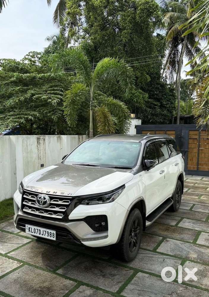 Toyota  Fortuner 2025
