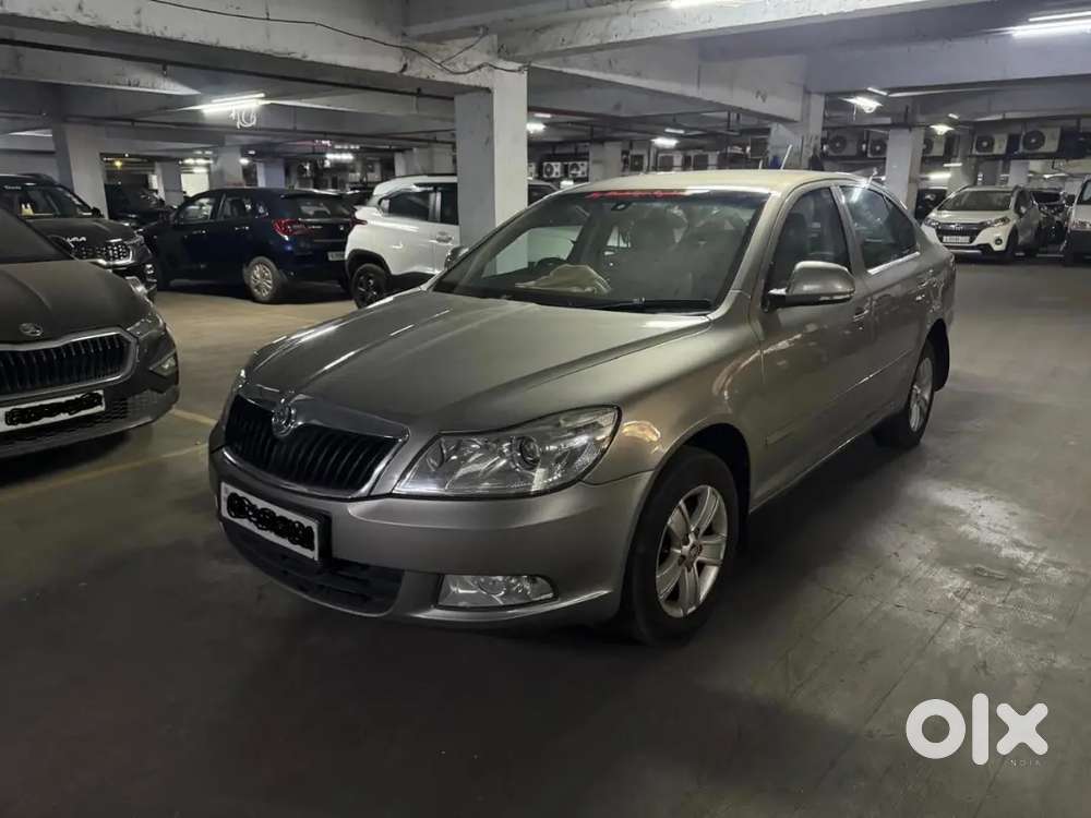 Skoda Laura 2.0 Ambition 2013