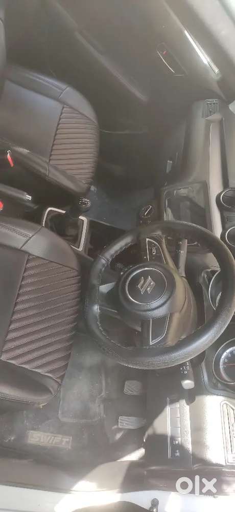 Swift Maruti Suzuki 2023