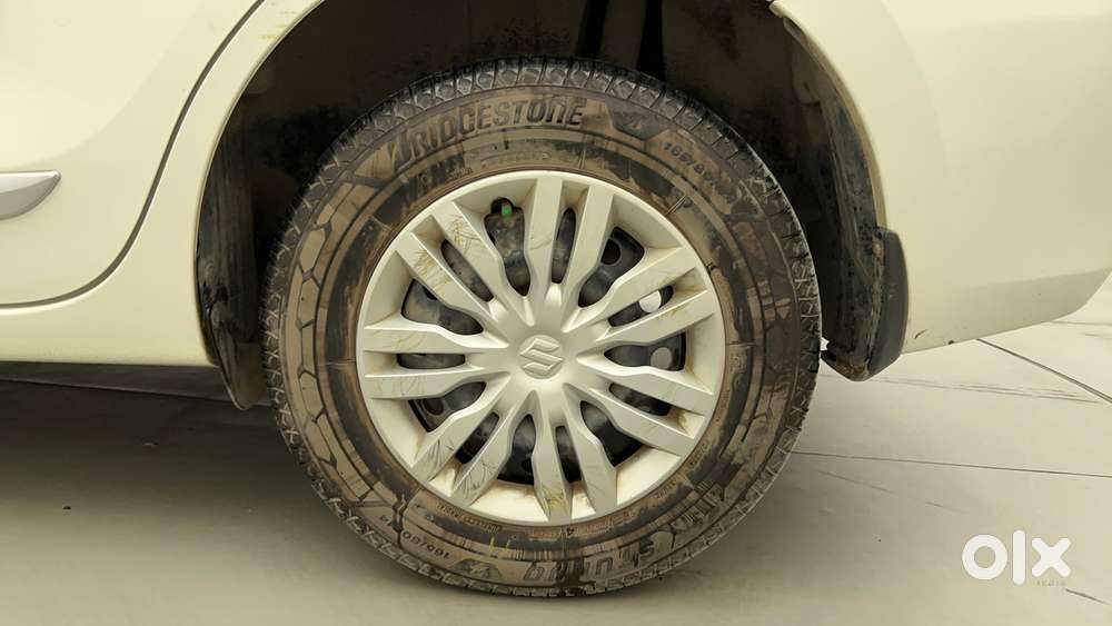 Maruti Suzuki Dzire 1.2 Vxi Amt, 2018, Petrol