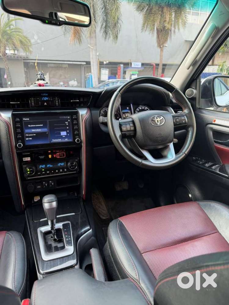 Toyota Fortuner Legender 4x2 At 2.8, 2024, Diesel