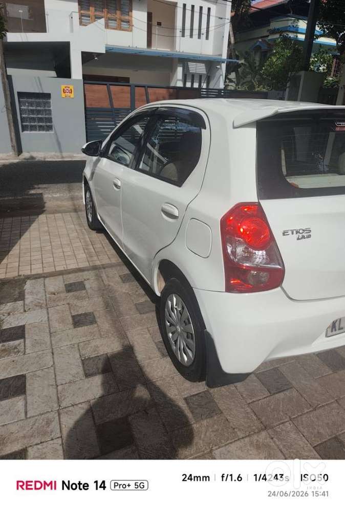 Toyota Etios Liva V, 2016, Petrol