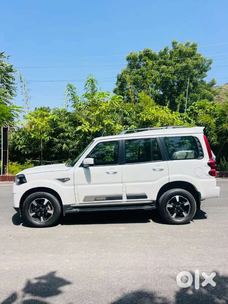 Mahindra Scorpio Classic  S11 2024