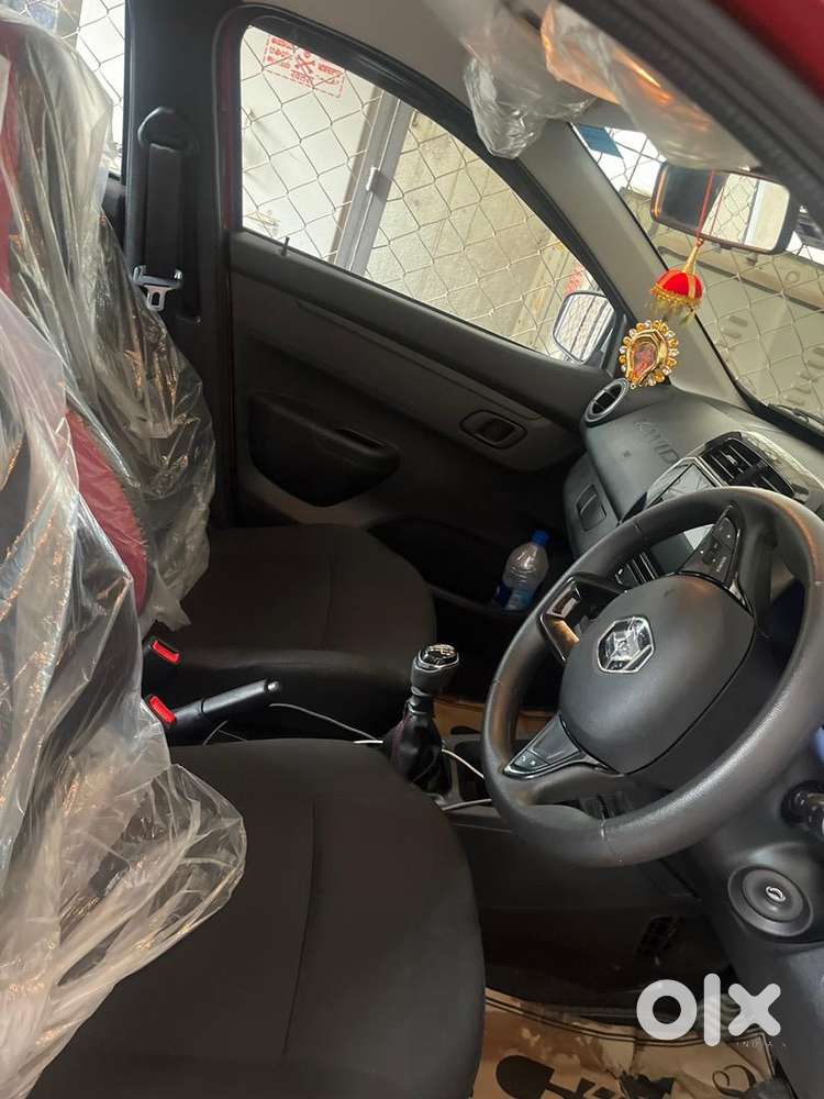 Renault Kwid 2024 Petrol Well Maintained