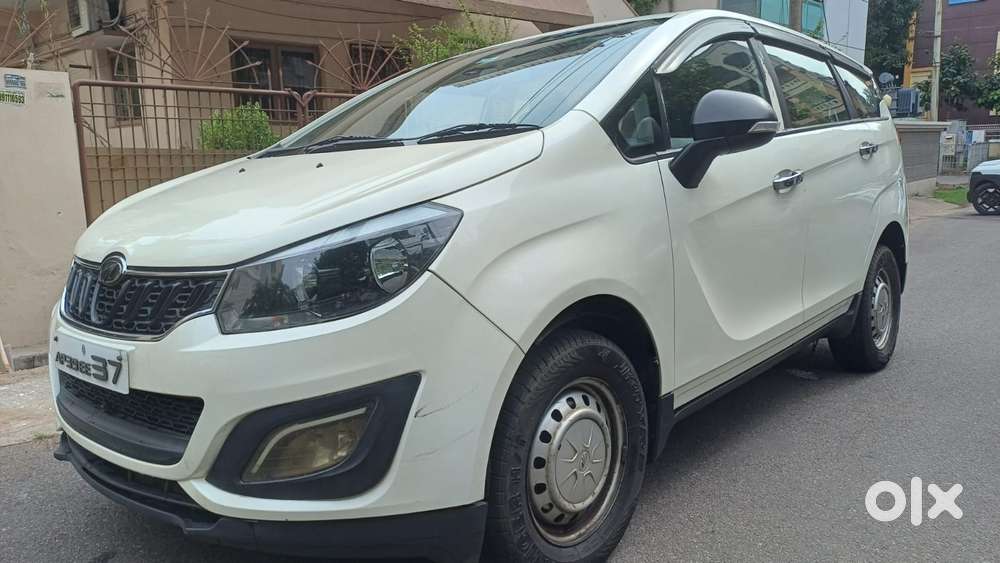 Mahindra Marazzo M2, 2020, Diesel