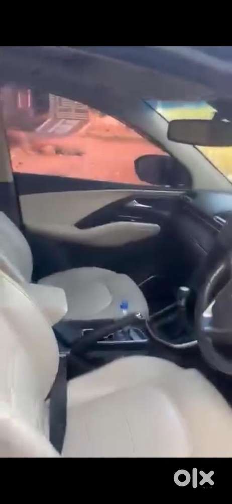 Mg Hector Sharp Diesel Top