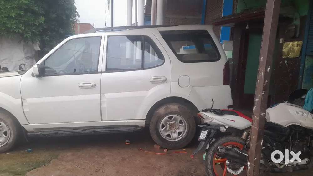 Tata Safari Storme 2014 Diesel 98000 Km Driven