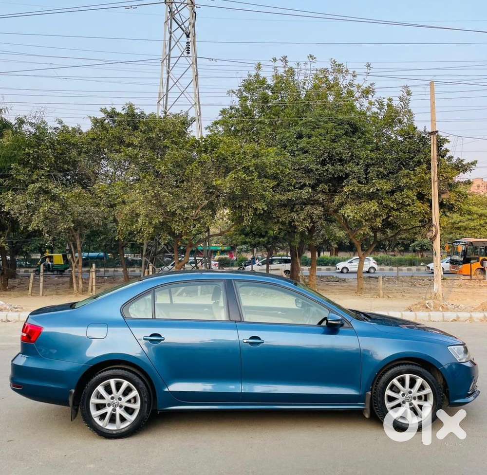 Volkswagen Jetta Petrol Sep 2015