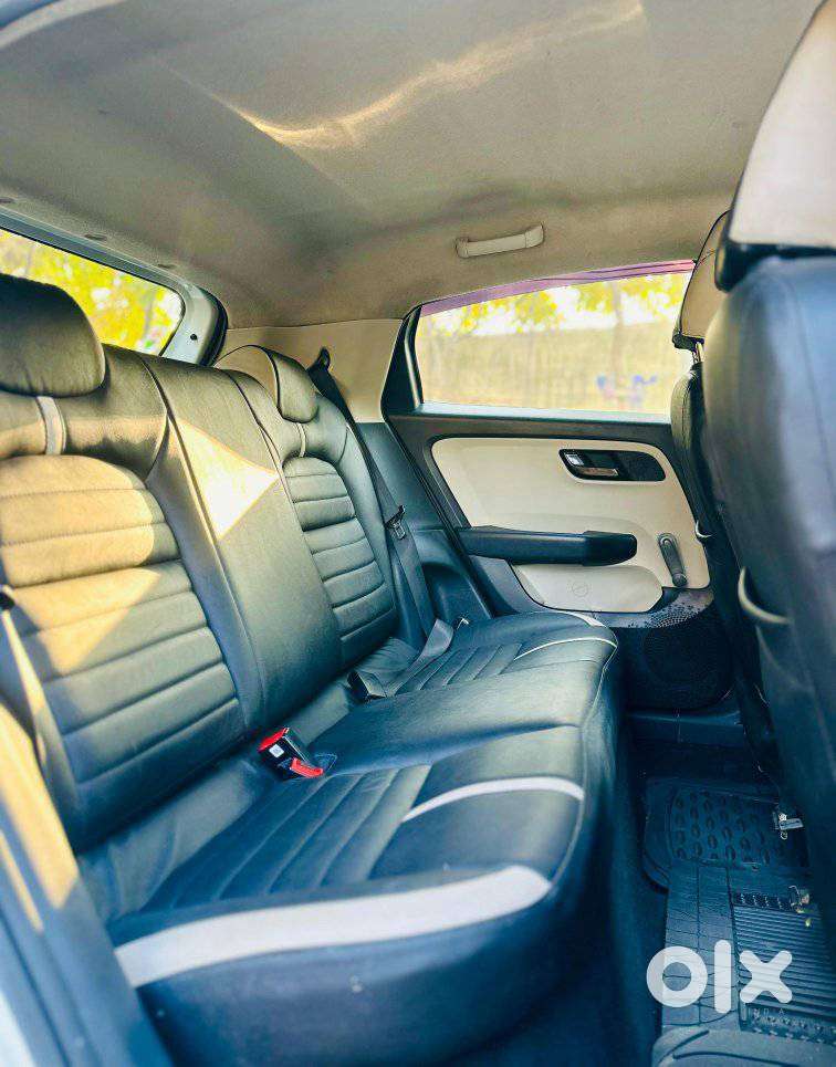 Tata Altroz 1.2 Xe, 2022, Petrol