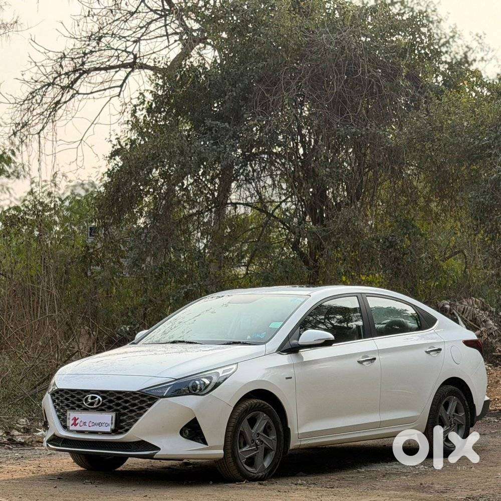 Hyundai Verna 1.5 Sx Ivt, 2020, Petrol