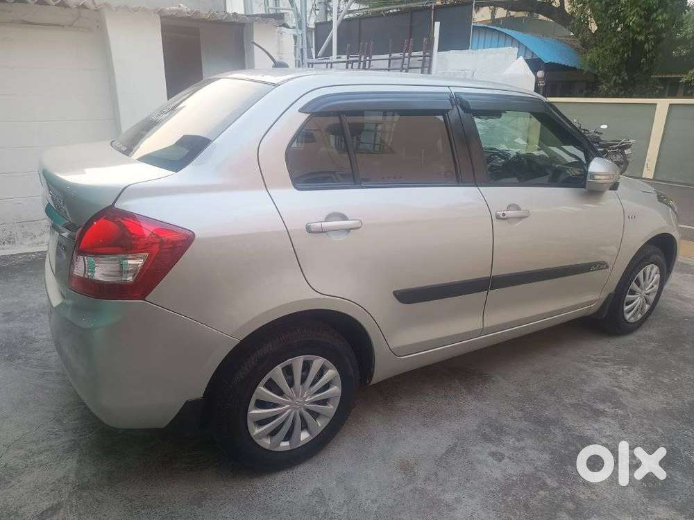 Maruti Suzuki Swift Dzire Vxi Optional, 2017, Petrol