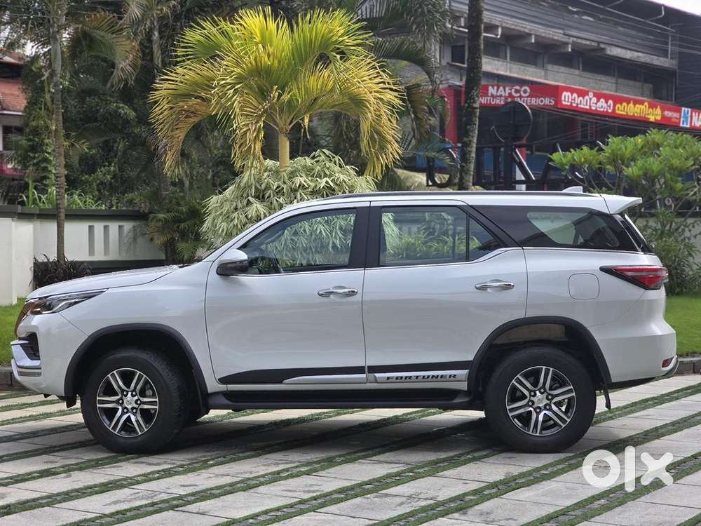 Toyota Fortuner 2024 Diesel 30000 Km Driven