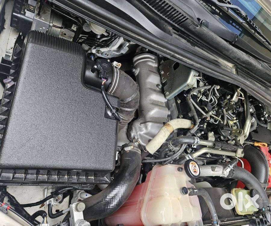 Toyota Innova Crysta 2.7 Vx Mt, 2019, Diesel