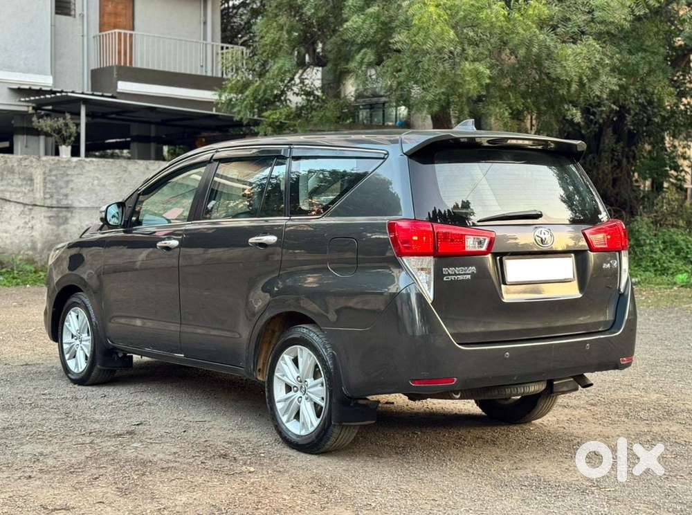 Toyota Innova Crysta 2019 Diesel Well Maintained
