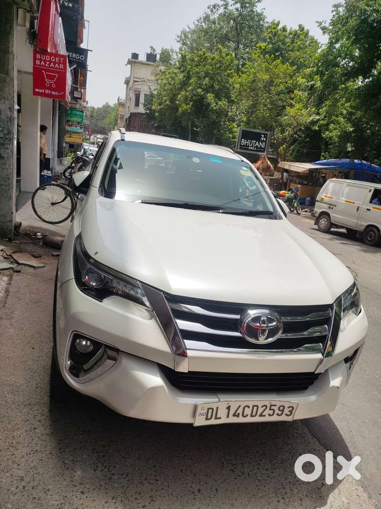 Toyota Fortuner 4x2 At 2.8 Diesel, 2017, Diesel