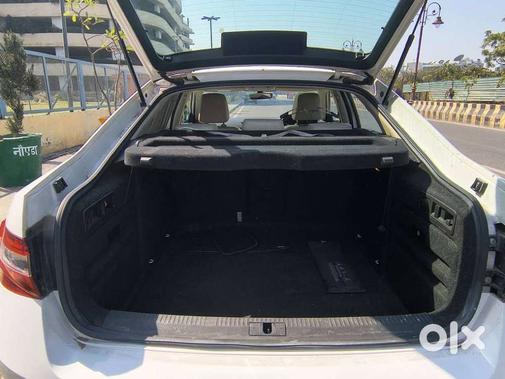 Skoda Superb Style 1.8 Tsi Mt, 2018, Petrol