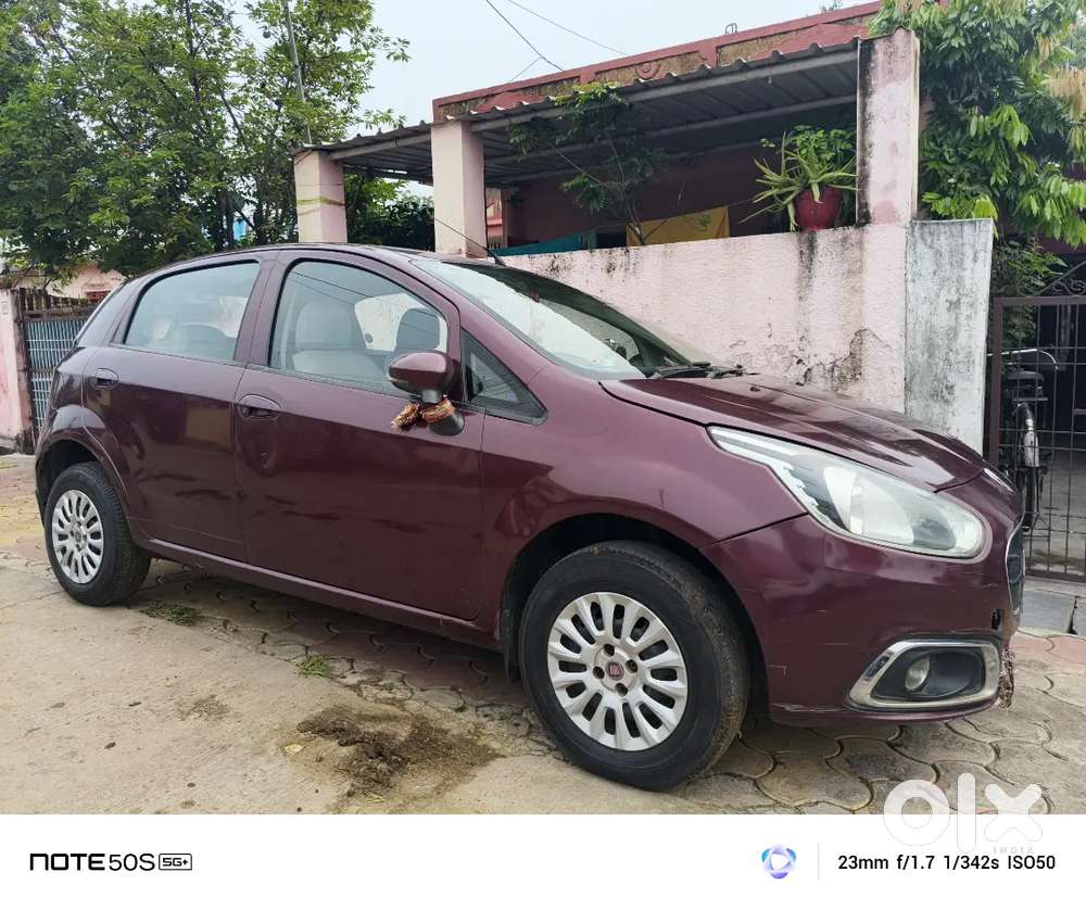Fiat Grand Punto 2015 Diesel 90000 Km Driven