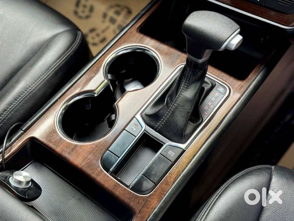 Kia Carnival Prestige, 2023, Diesel