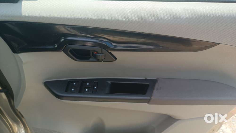Mahindra Kuv 100 Mfalcon G80 K6 5str, 2016, Petrol