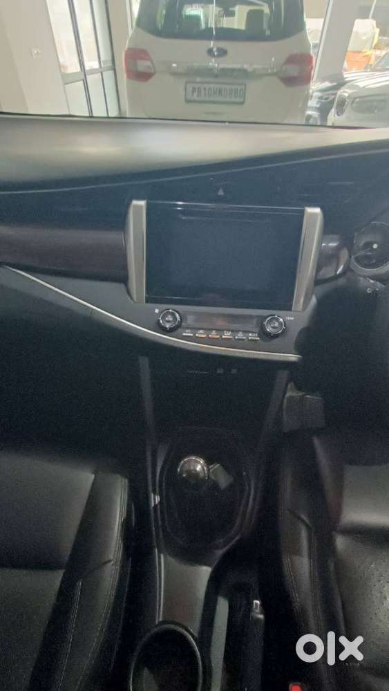 Toyota Innova Crysta 2.4 V 7 Str, 2017, Diesel