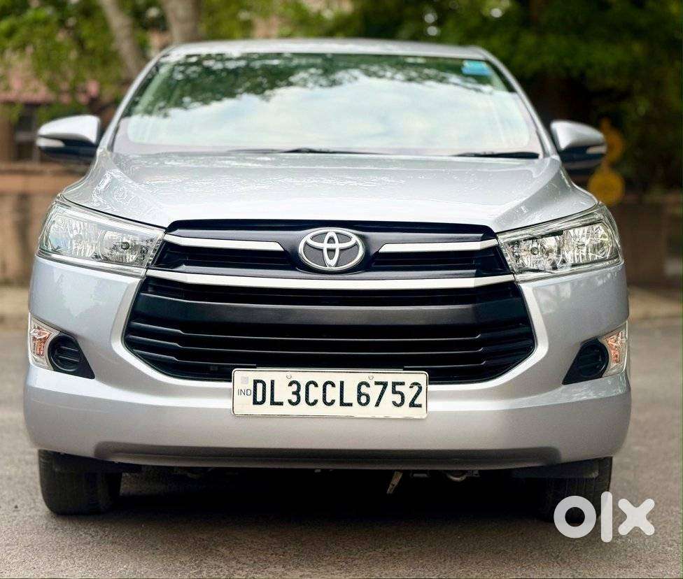 Toyota Innova Crysta 2.7 Gx At 8s, 2017, Petrol