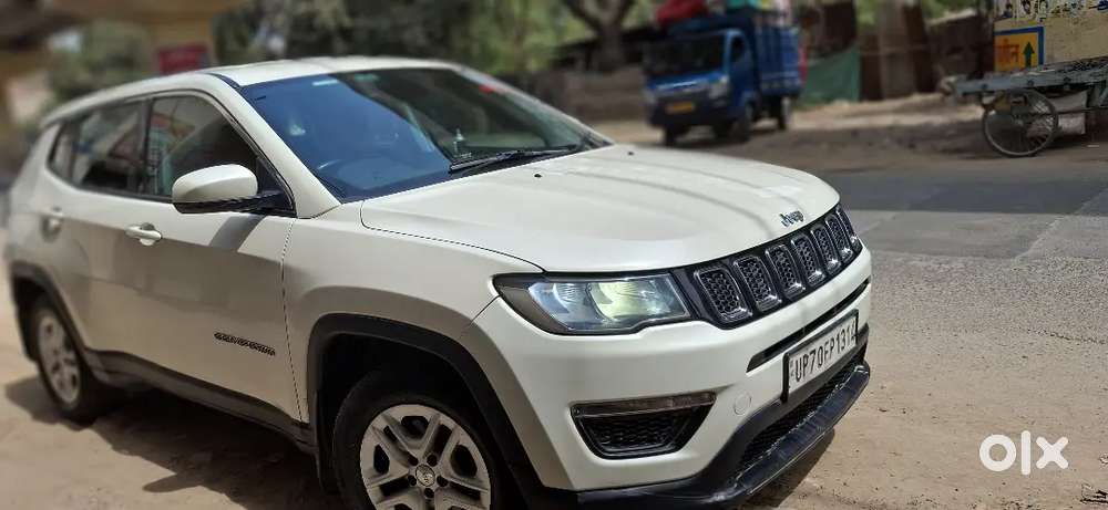 Jeep Campus Sports Plus