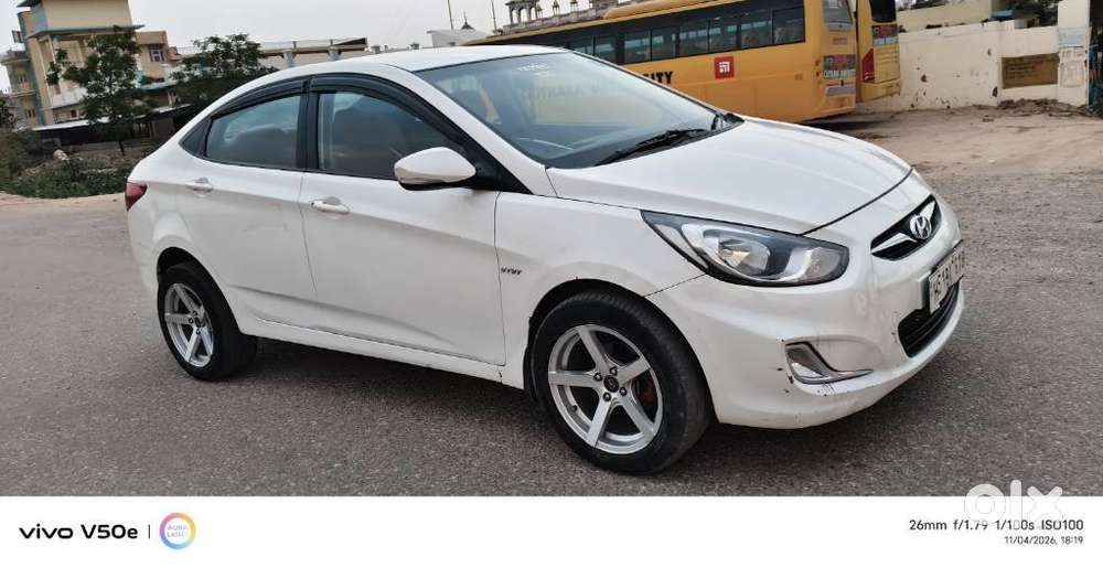 Hyundai Verna 1.6 Sx Vtvt, 2014, Petrol