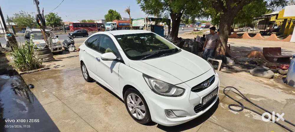 Hyundai Verna 1.6 2011 Car