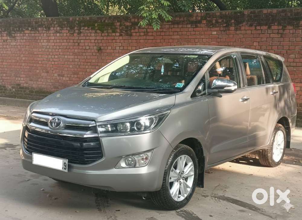 Toyota Innova Crysta 2.7 Zx At, 2016, Petrol